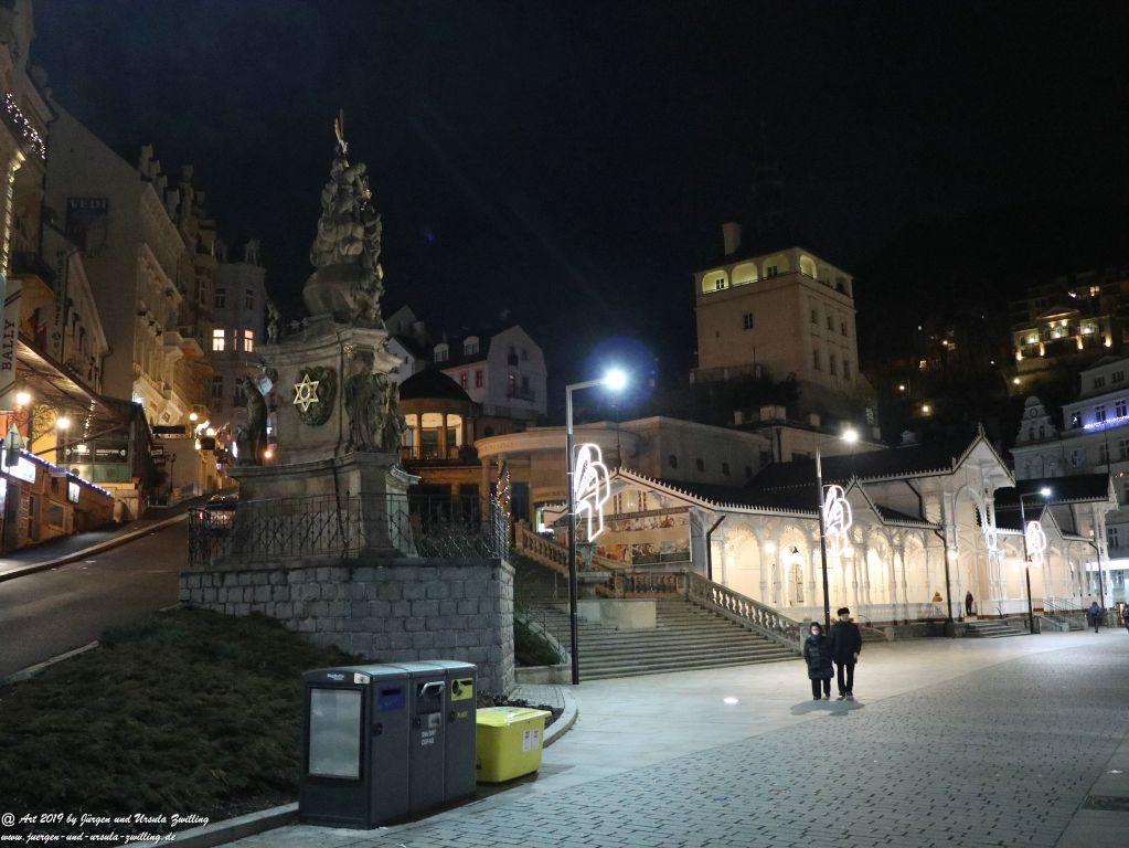 Karlovy Vary (Karlsbad) mit Weihnachtsmarkt  - Region Böhmen - Tschechien