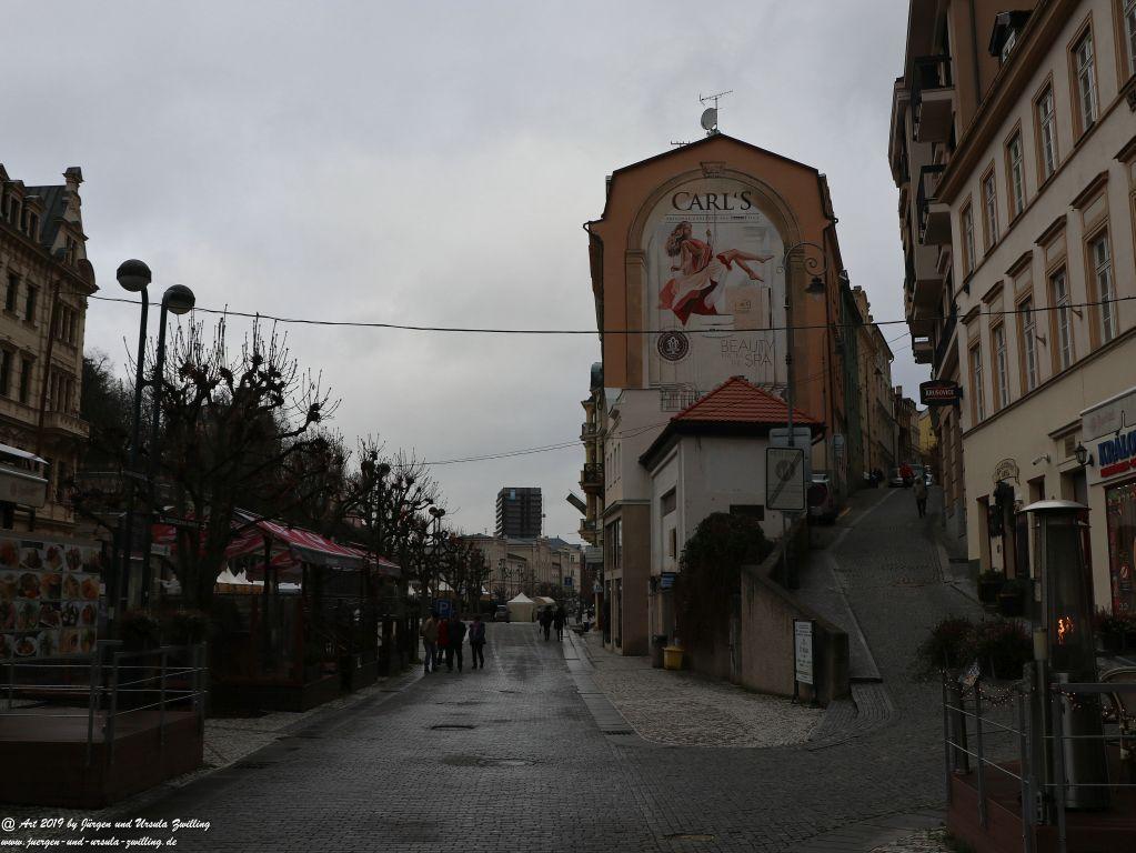 Karlovy Vary (Karlsbad) mit Weihnachtsmarkt  - Region Böhmen - Tschechien