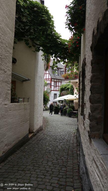 Moselufer Beilsein  -Burg Metternich - Beilstein an der Mosel