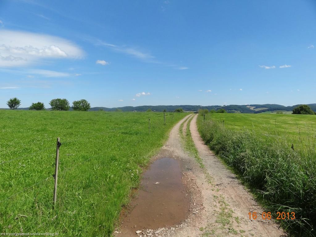 Philosophische Bildwanderung Fraenkisch-Crumbach-Burg-Rodenstein-Runde-Wanderung-auf-Ritterspfaden-