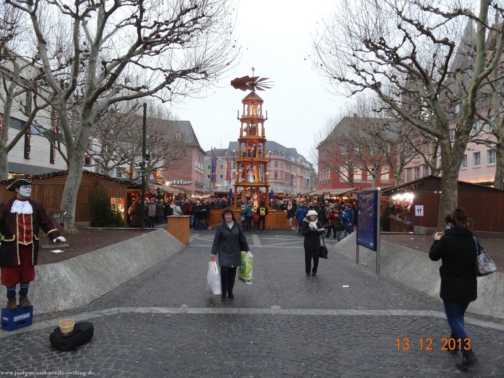 Philosophische Bildwanderung von Ginsheim Gustavsburg zum Mainzer Weihnachtsmarkt