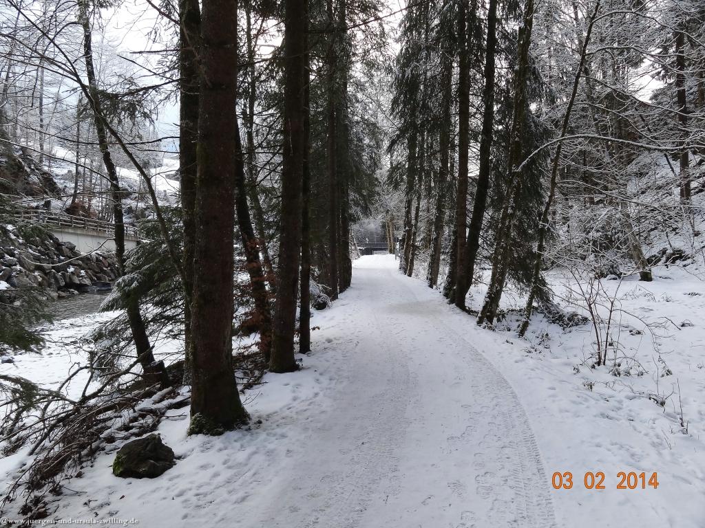 Philosophische Bildwanderung - Winterwanderung- AllgaeuGerstruben - ein Bergdorf im Winter 