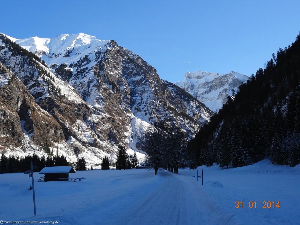 Philosophische Bildwanderung - Winterwanderung ins Oytal im Allgaeu