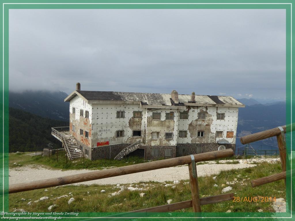 Philosophische Bildwanderung – eine Zeitreise Gardasee - Riva del Garda - Malcesine - Monte Baldo – Sirmione - Grotta Cascata del Varonel - Abschied über Ledrosee