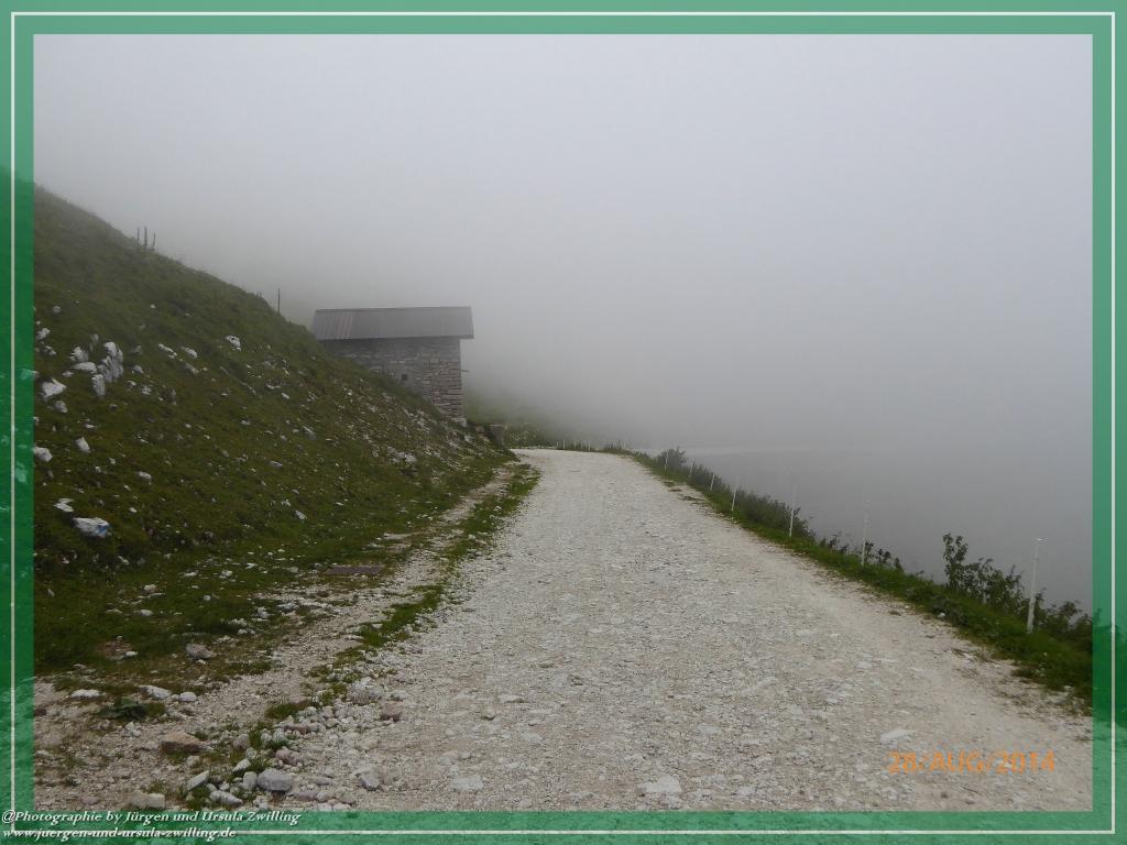 Philosophische Bildwanderung – eine Zeitreise Gardasee - Riva del Garda - Malcesine - Monte Baldo – Sirmione - Grotta Cascata del Varonel - Abschied über Ledrosee