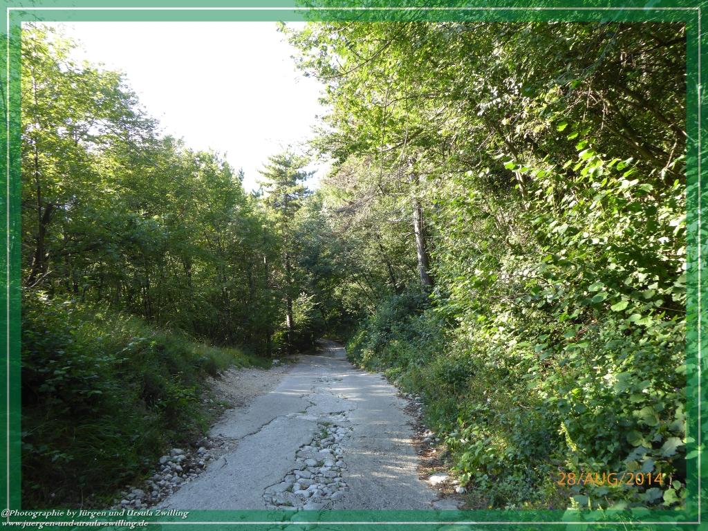 Philosophische Bildwanderung – eine Zeitreise Gardasee - Riva del Garda - Malcesine - Monte Baldo – Sirmione - Grotta Cascata del Varonel - Abschied über Ledrosee