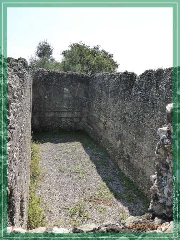 Philosophische Bildwanderung – eine Zeitreise Gardasee - Riva del Garda - Malcesine - Monte Baldo – Sirmione - Grotta Cascata del Varonel - Abschied über Ledrosee