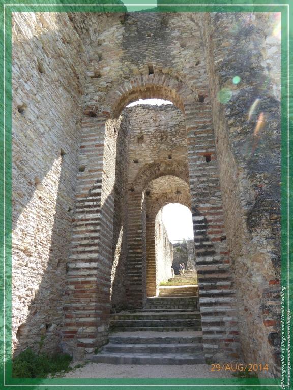 Philosophische Bildwanderung – eine Zeitreise Gardasee - Riva del Garda - Malcesine - Monte Baldo – Sirmione - Grotta Cascata del Varonel - Abschied über Ledrosee