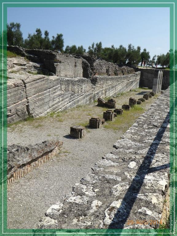 Philosophische Bildwanderung – eine Zeitreise Gardasee - Riva del Garda - Malcesine - Monte Baldo – Sirmione - Grotta Cascata del Varonel - Abschied über Ledrosee