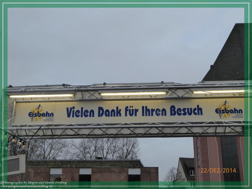 Weihnachtsmarkt im Mainz 2014 am kurfürstlichen Schloss Mainz