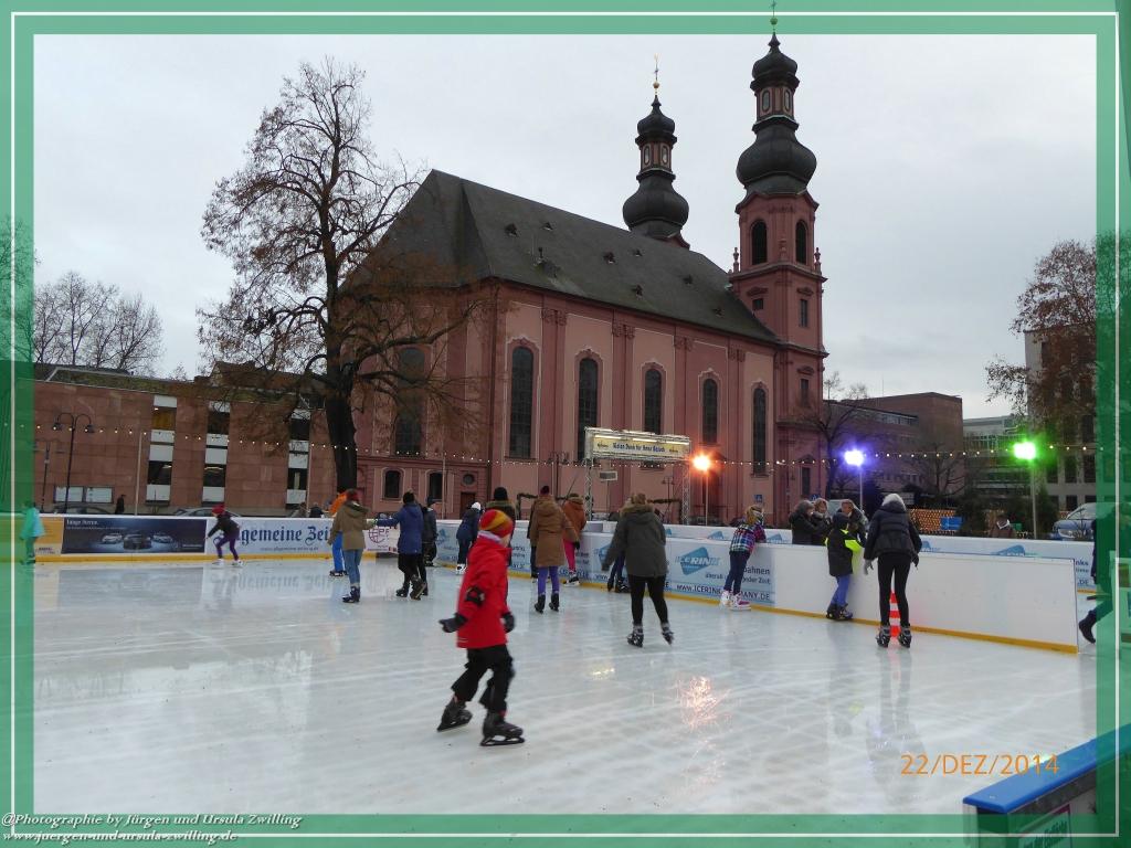 Weihnachtsmarkt im Mainz 2014 am kurfürstlichen Schloss Mainz