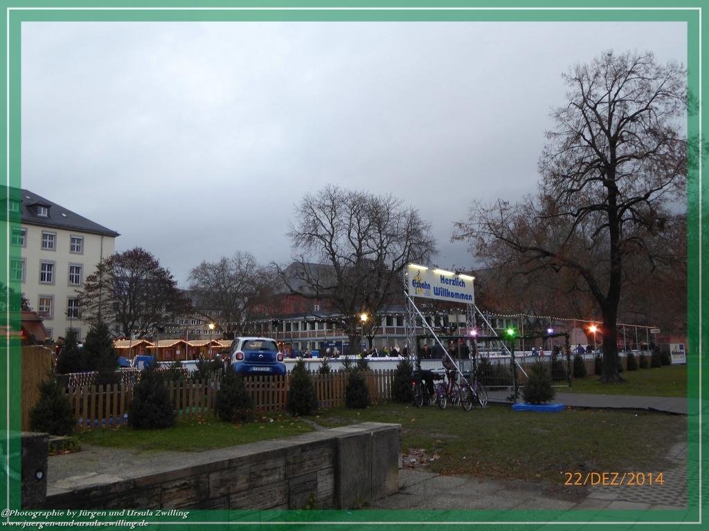 Weihnachtsmarkt im Mainz 2014 am kurfürstlichen Schloss Mainz