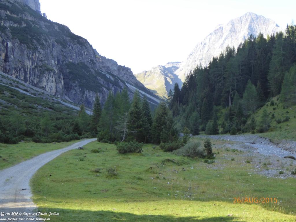 Philosophische Bildwanderung Innsbrucker Hütte - Neustift in Tirol - Stubaital - Österreich