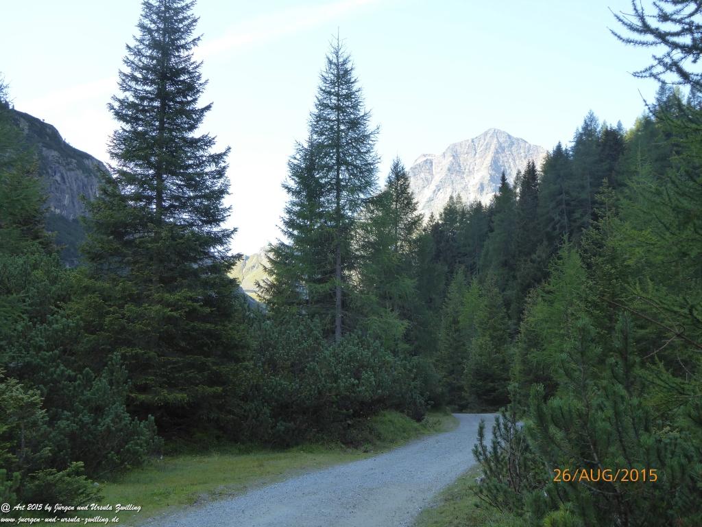Philosophische Bildwanderung Innsbrucker Hütte - Neustift in Tirol - Stubaital - Österreich