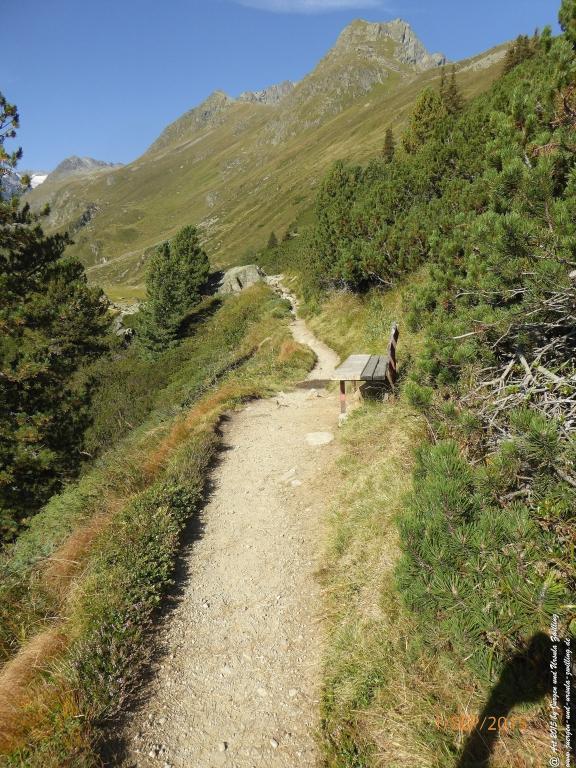 Philosophische Bildwanderung Franz Senn Hütte- Neustift in Tirol - Stubaital - Österreich