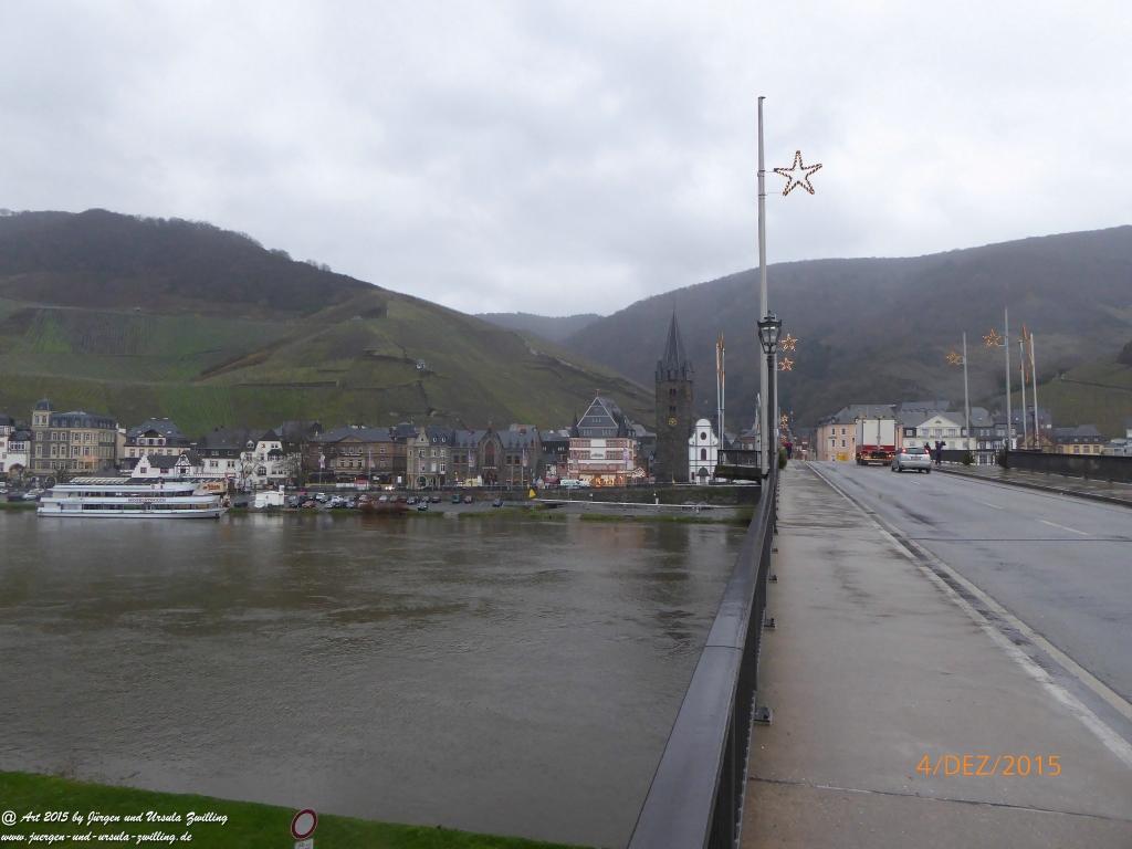 Philosophische Bildwanderung Wanderweg-Bernkasteler-Bärensteig - Seitensprung mit Weihnachtsmarkt im mittelalterlichen Bernkastel-Kues