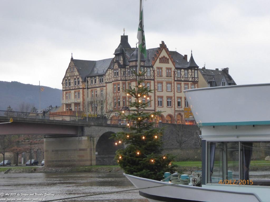 Philosophische Bildwanderung Wanderweg-Bernkasteler-Bärensteig - Seitensprung mit Weihnachtsmarkt im mittelalterlichen Bernkastel-Kues