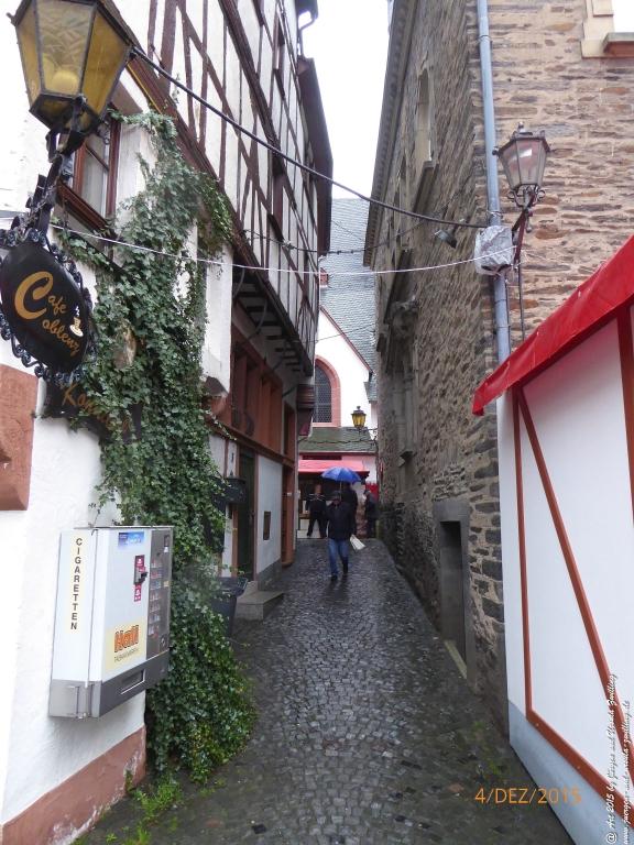 Philosophische Bildwanderung Wanderweg-Bernkasteler-Bärensteig - Seitensprung mit Weihnachtsmarkt im mittelalterlichen Bernkastel-Kues