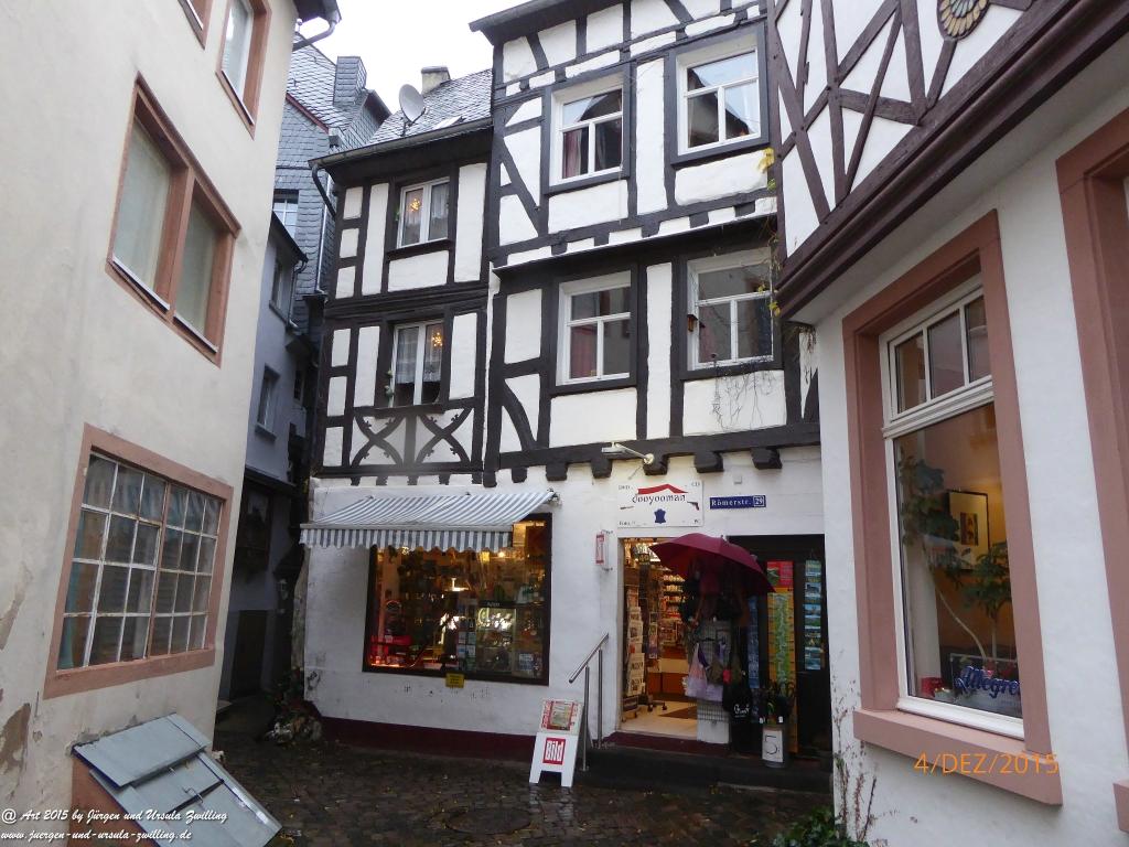 Philosophische Bildwanderung  Wanderweg-Bernkasteler-Bärensteig - Seitensprung mit Weihnachtsmarkt im mittelalterlichen Bernkastel-Kues