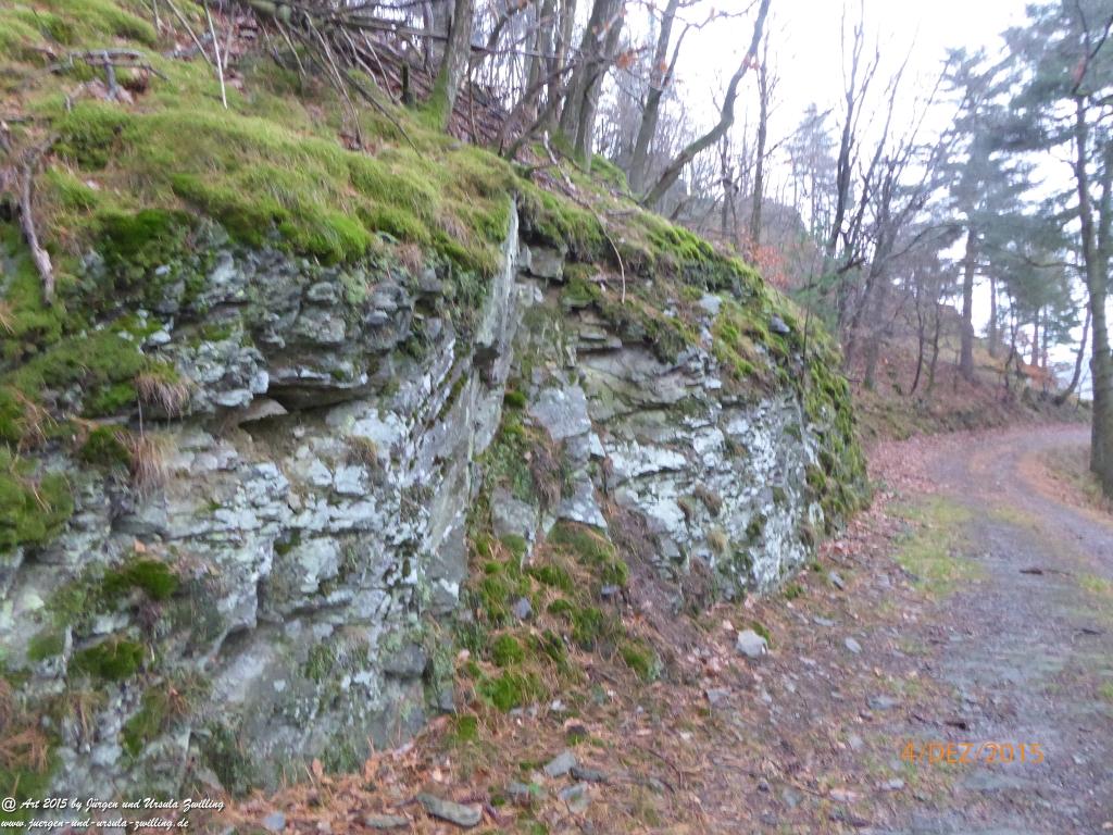Philosophische Bildwanderung Wanderweg-Bernkasteler-Bärensteig - Seitensprung mit Weihnachtsmarkt im mittelalterlichen Bernkastel-Kues