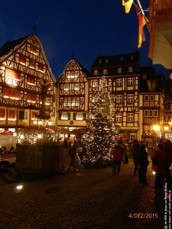 Philosophische Bildwanderung Wanderweg-Bernkasteler-Bärensteig - Seitensprung mit Weihnachtsmarkt im mittelalterlichen Bernkastel-Kues