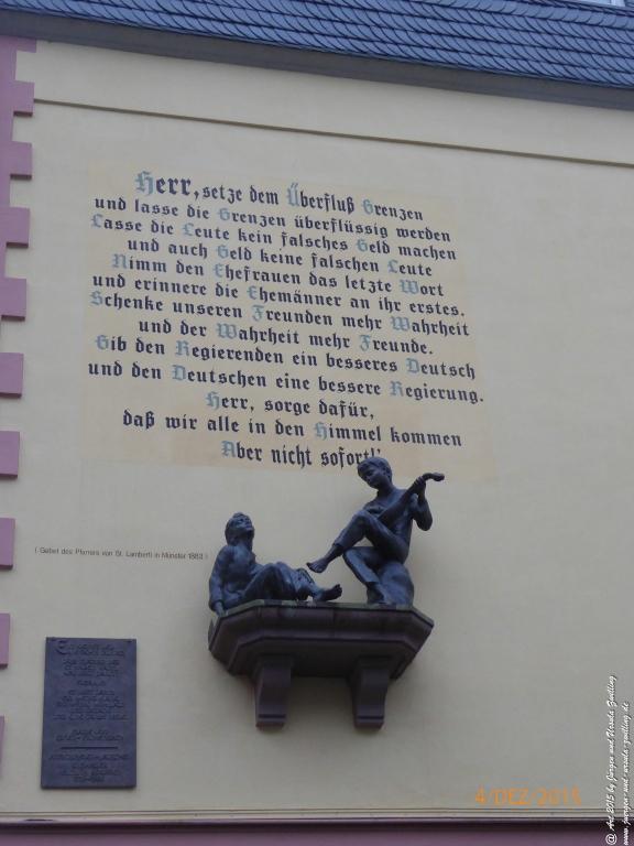 Mittelalterliches Bernkastel-Kues mit Weihnachtsmarkt