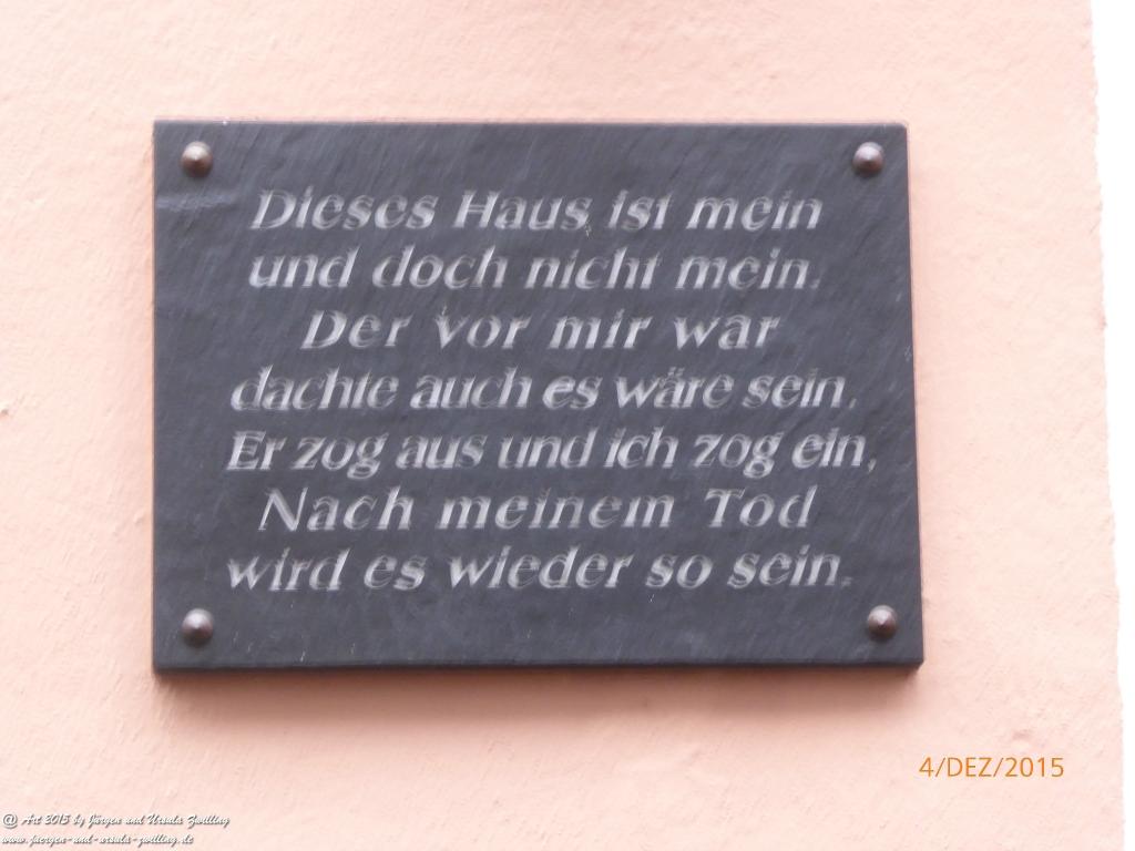 Mittelalterliches Bernkastel-Kues mit Weihnachtsmarkt