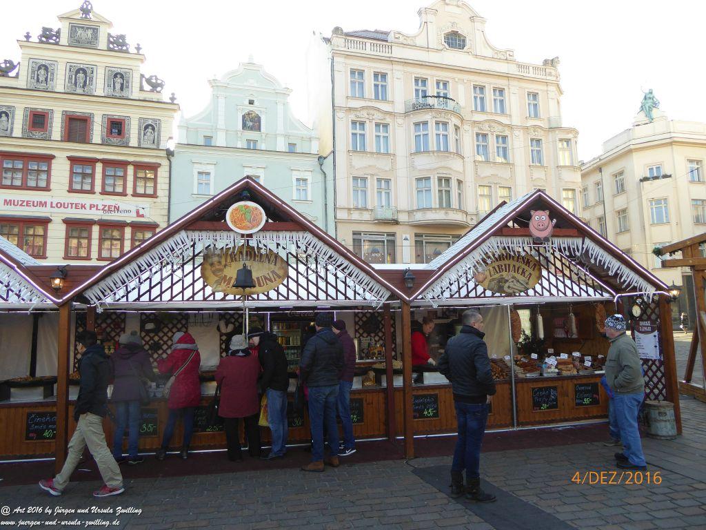 Weihnachtsmarkt in Pilsen in Tschechien