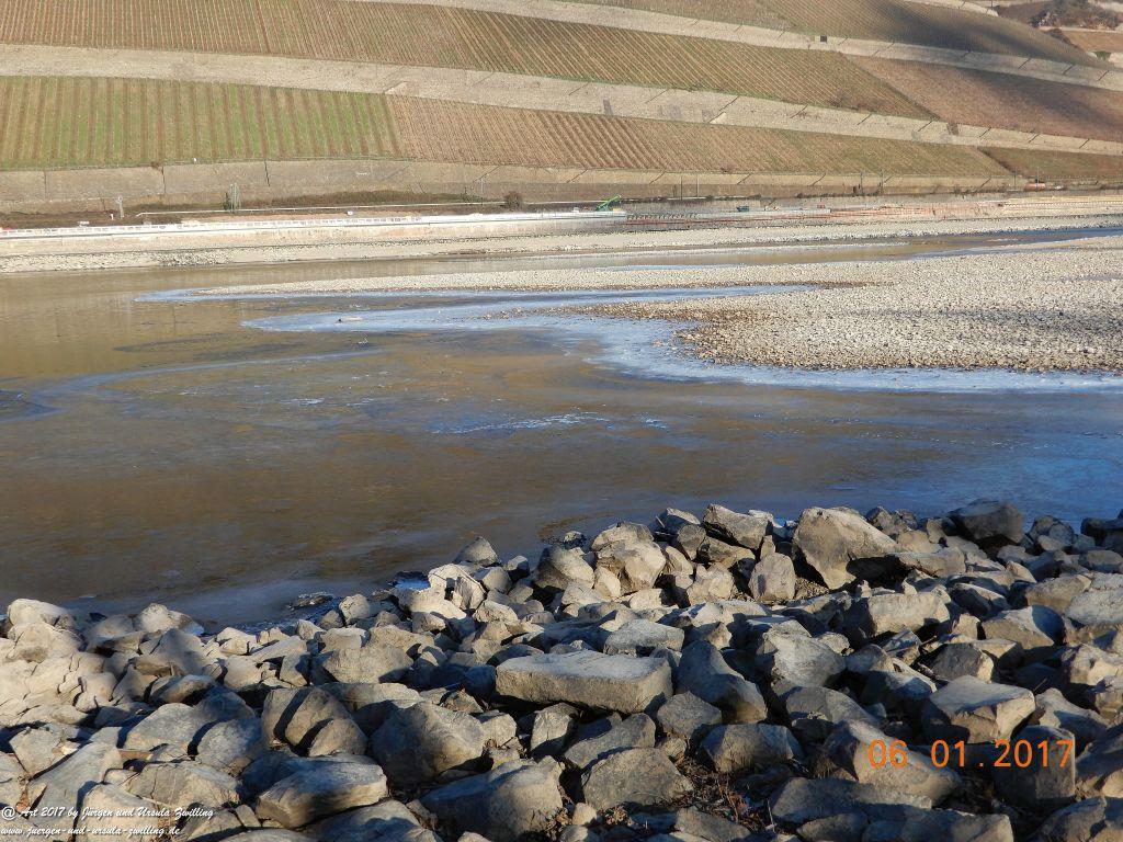 Philosophische Bildwanderung Niedrigwasser am Rhein - Bingen - Mäuseturn