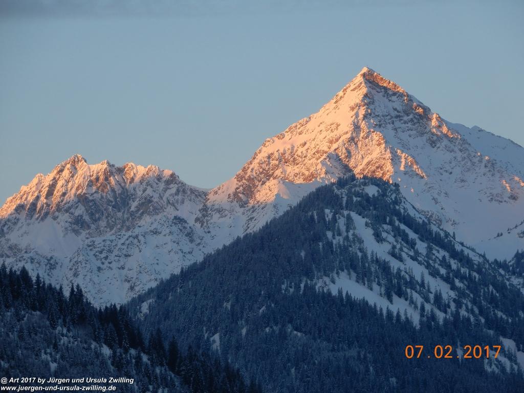 Philosophische Bildwanderung Von-Tannheim-ueber-das-Lohmoos-nach-Zöblen - Tannheim - Tannheimer Tal Österreich