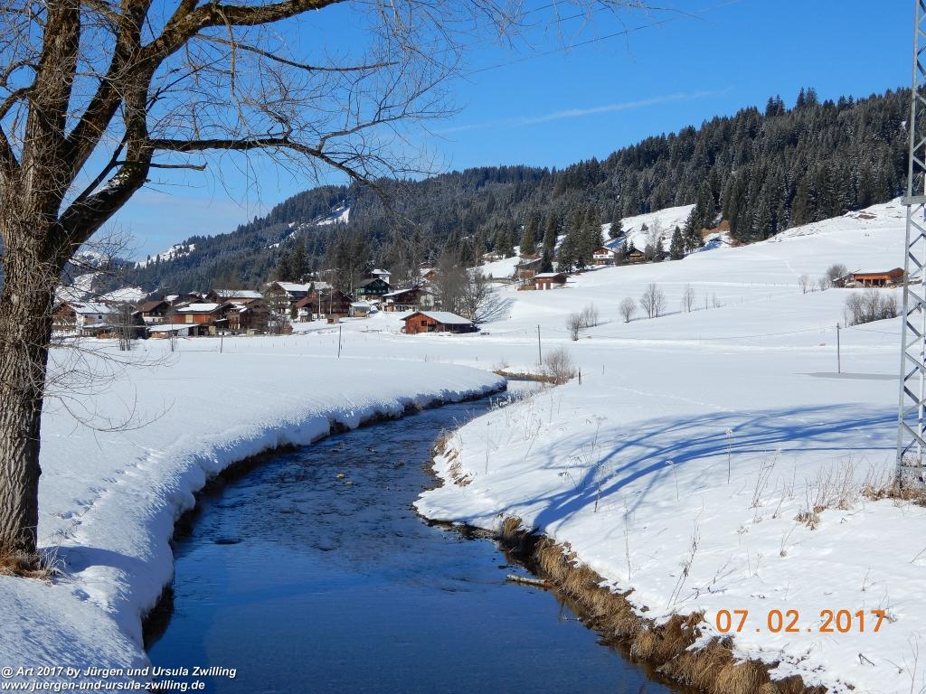 Philosophische Bildwanderung Von-Tannheim-ueber-das-Lohmoos-nach-Zöblen - Tannheim - Tannheimer Tal Österreich