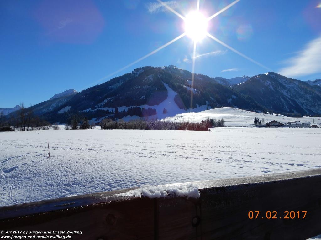 Philosophische Bildwanderung Von-Tannheim-ueber-das-Lohmoos-nach-Zöblen - Tannheim - Tannheimer Tal Österreich