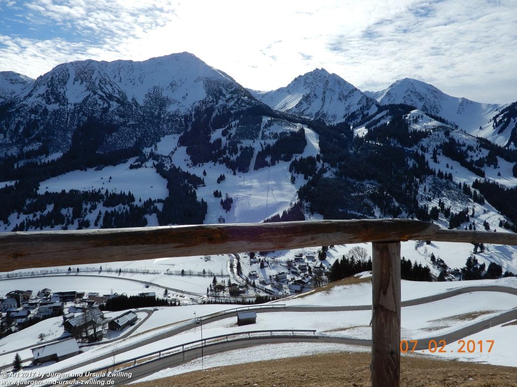 Philosophische Bildwanderung Von-Tannheim-ueber-das-Lohmoos-nach-Zöblen - Tannheim - Tannheimer Tal Österreich