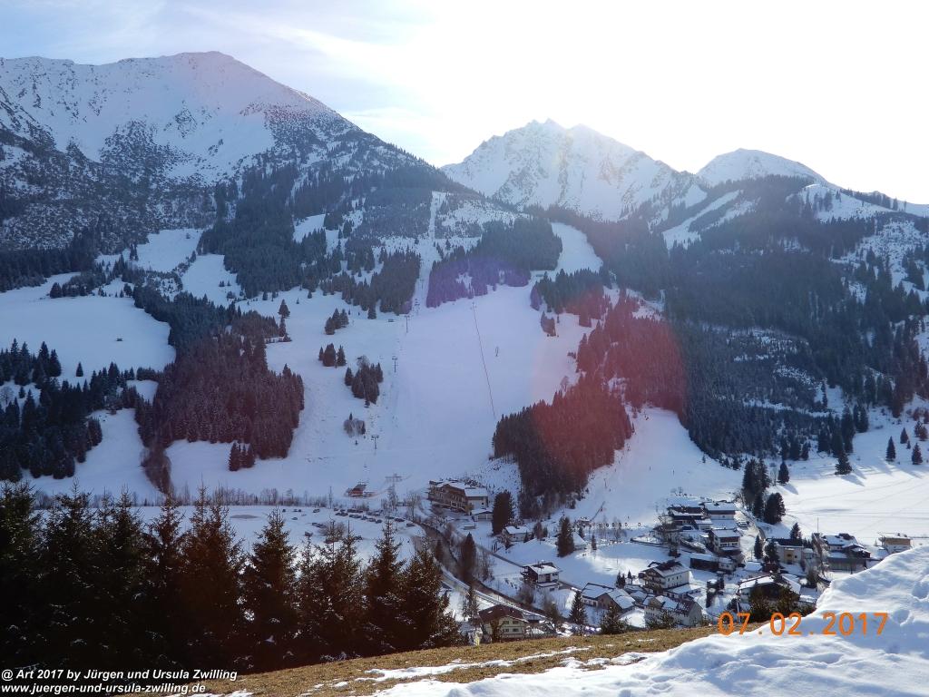 Philosophische Bildwanderung Von-Tannheim-ueber-das-Lohmoos-nach-Zöblen - Tannheim - Tannheimer Tal Österreich