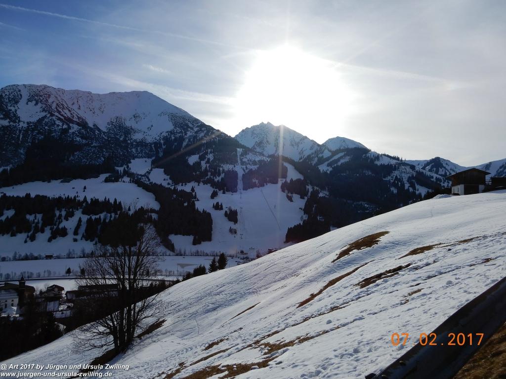 Philosophische Bildwanderung Von-Tannheim-ueber-das-Lohmoos-nach-Zöblen - Tannheim - Tannheimer Tal Österreich