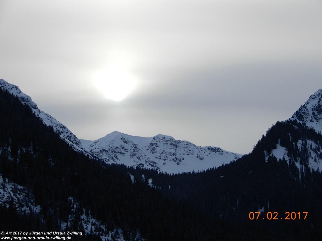 Philosophische Bildwanderung Von-Tannheim-ueber-das-Lohmoos-nach-Zöblen - Tannheim - Tannheimer Tal Österreich