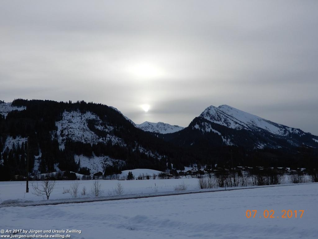 Philosophische Bildwanderung Von-Tannheim-ueber-das-Lohmoos-nach-Zöblen - Tannheim - Tannheimer Tal Österreich