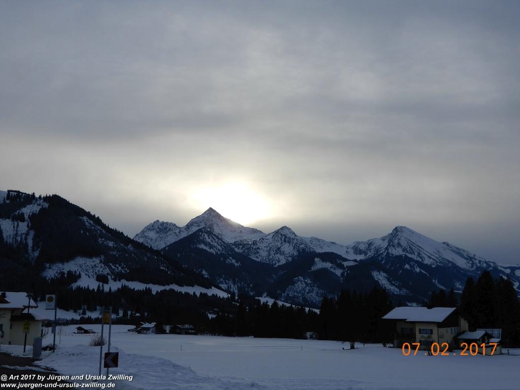 Philosophische Bildwanderung Von-Tannheim-ueber-das-Lohmoos-nach-Zöblen - Tannheim - Tannheimer Tal Österreich