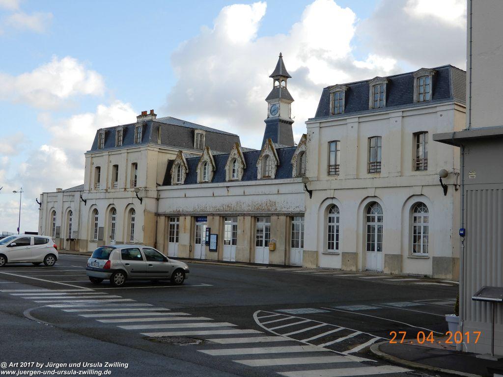 Philosophische Bildwanderung Die Felsen von Le Tréport und der Strand von Criel - Normandie - Frankreich