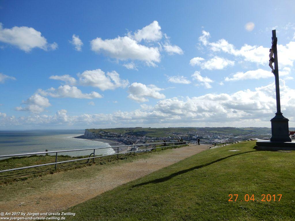 Philosophische Bildwanderung Die Felsen von Le Tréport und der Strand von Criel - Normandie - Frankreich